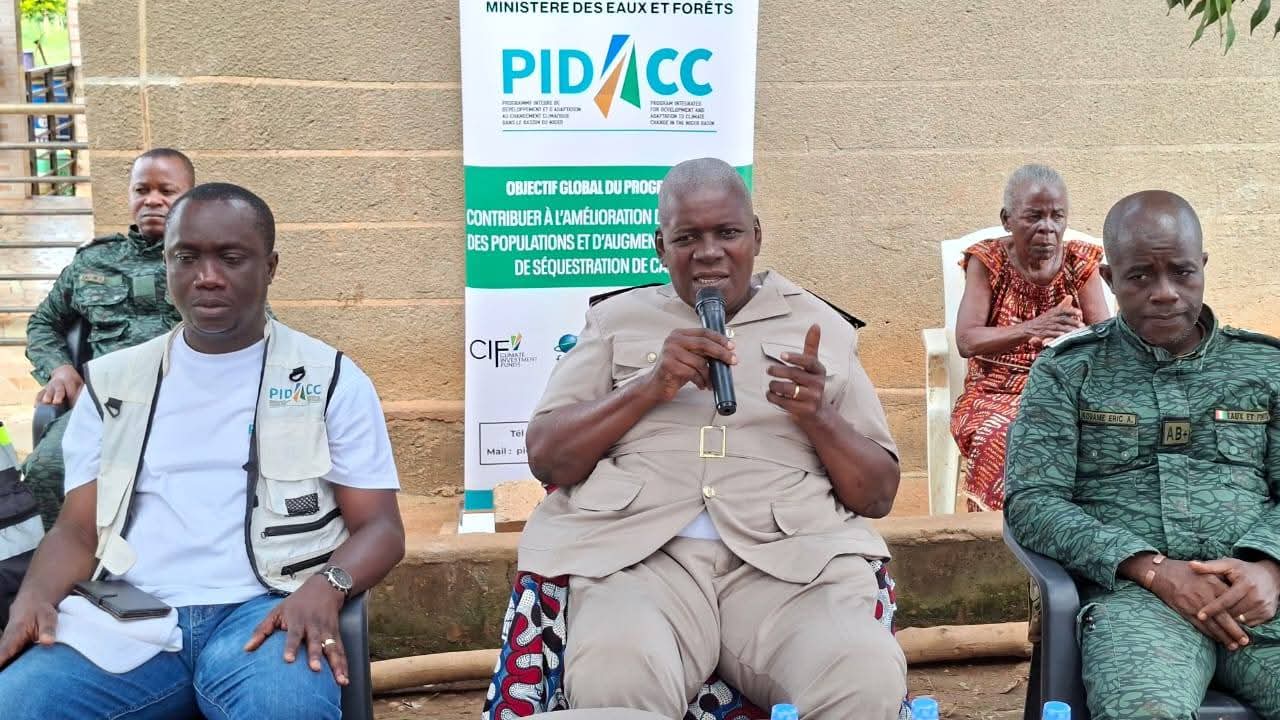 CÔTE D'IVOIRE -CHANGEMENT CLIMATIQUE : PLUS DE 1 300 PERSONNES MOBILISEES DANS LE GBEKE POUR RENFORCER LA RESILIENCE CLIMATIQUE