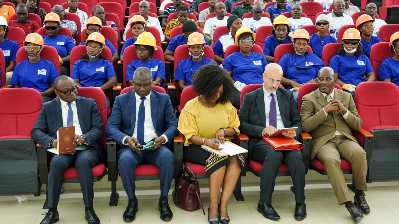 Côte d’Ivoire : les femmes frigoristes au cœur de la transition écologique